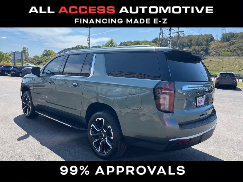 Used 2023 Chevrolet Suburban LS w/ Driver Alert Package image 4