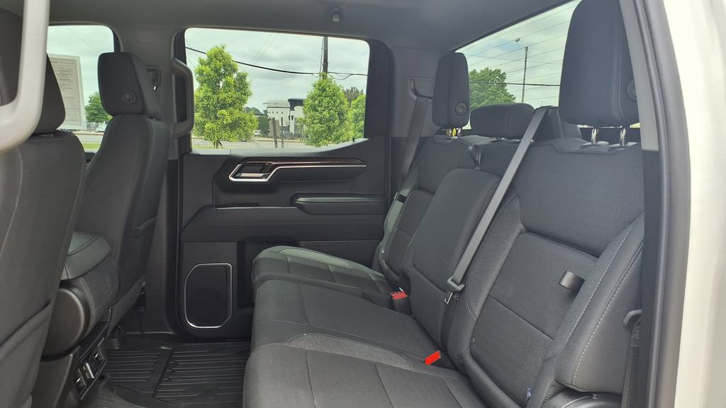 Used 2026 GMC Sierra 1500 Elevation w/ Elevation Select Package AWD/4WD image 13