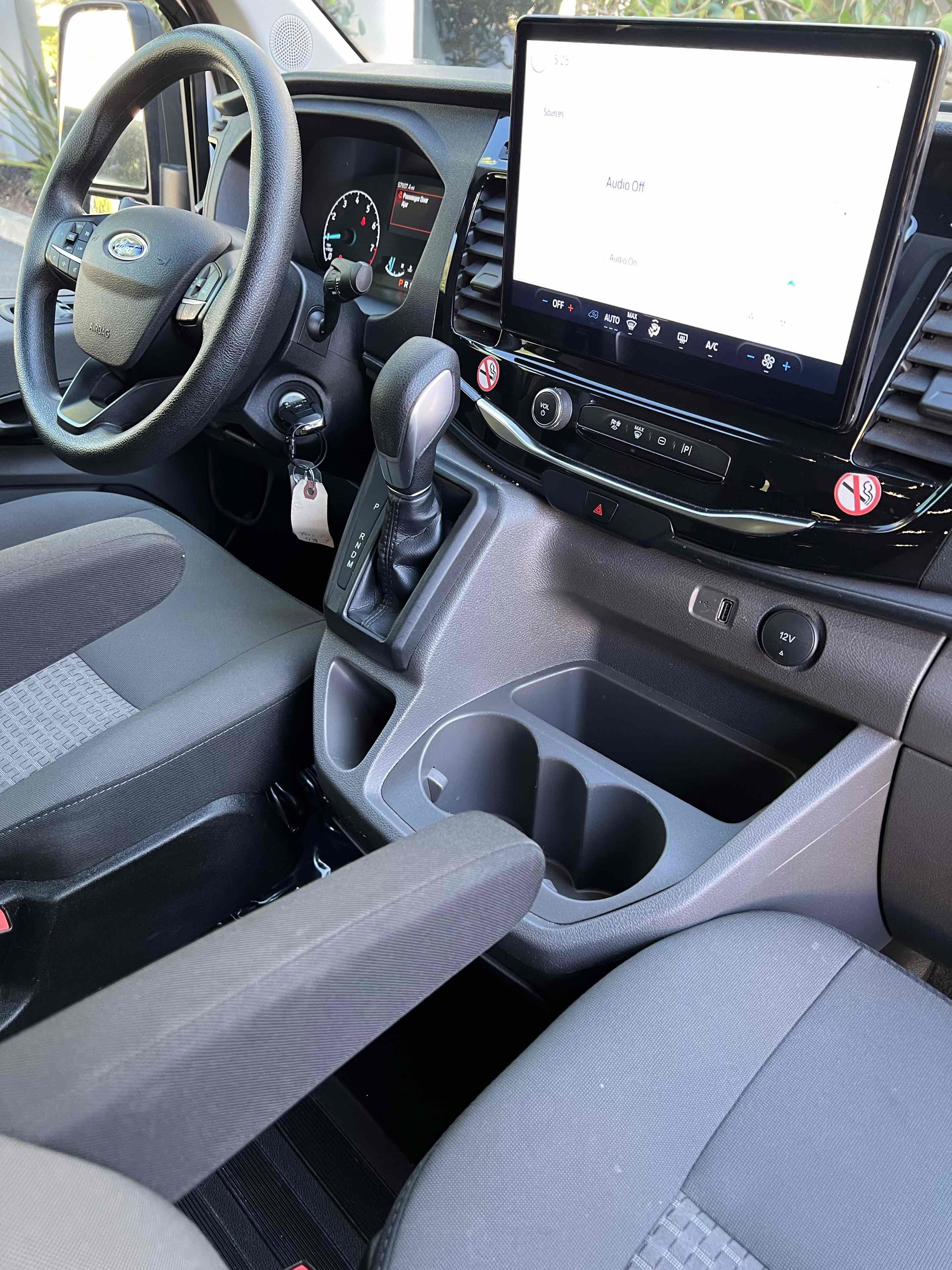 Used 2024 Ford Transit 350 XLT RWD image 38