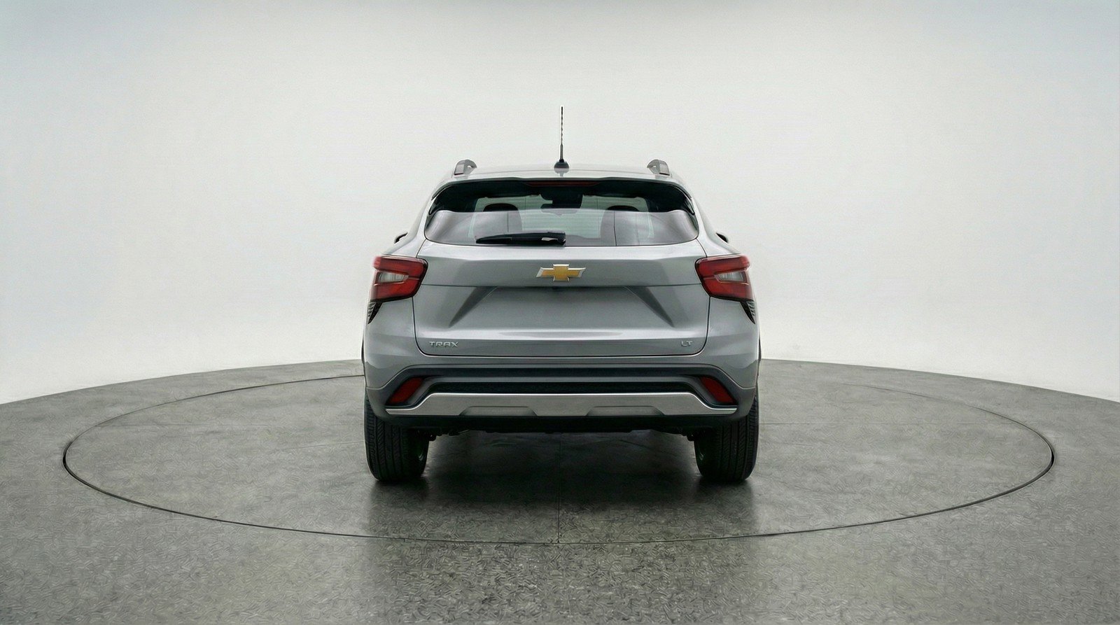 Used 2025 Chevrolet Trax LT FWD image 7