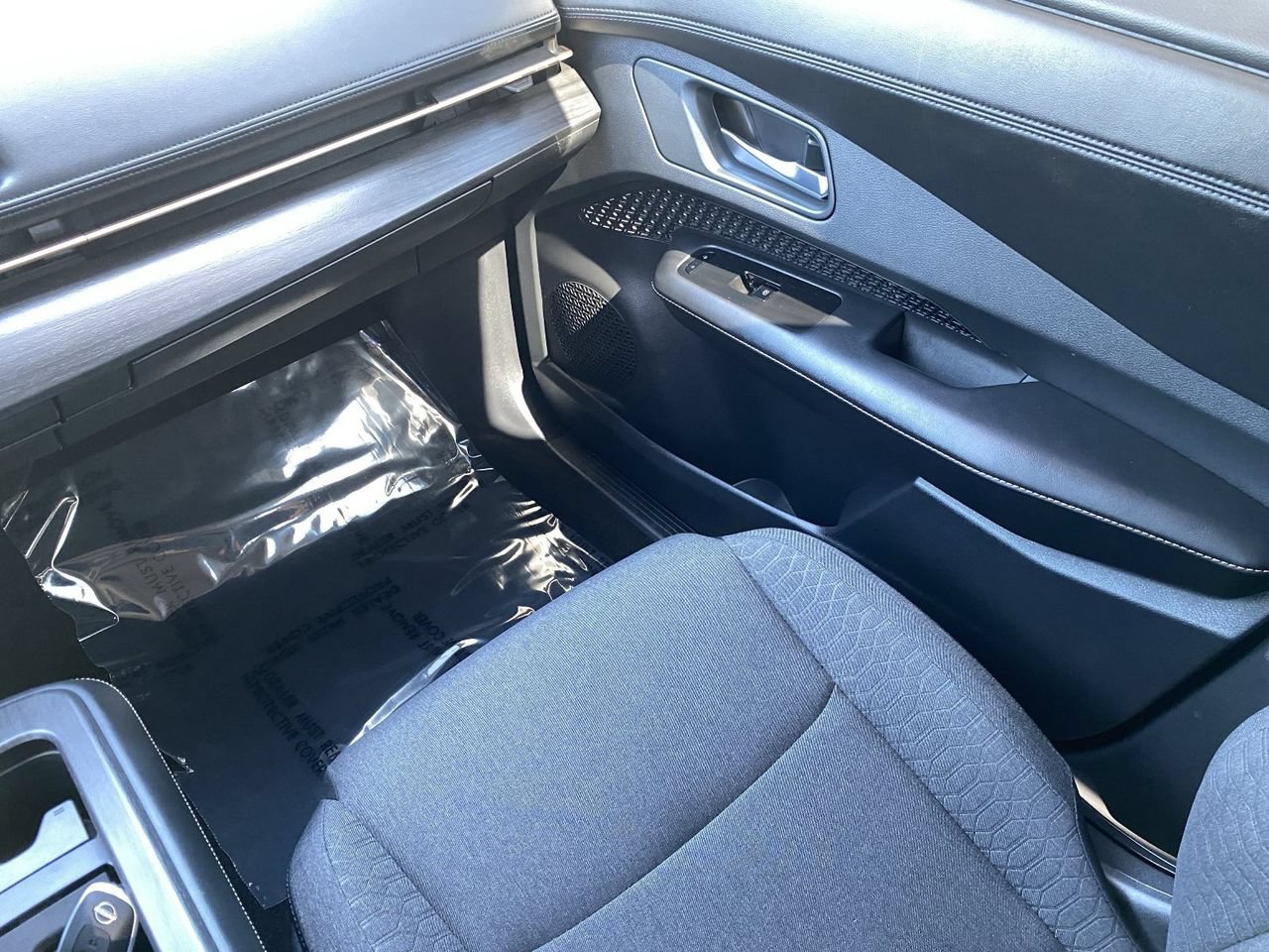 Certified 2023 Nissan Ariya FWD image 18