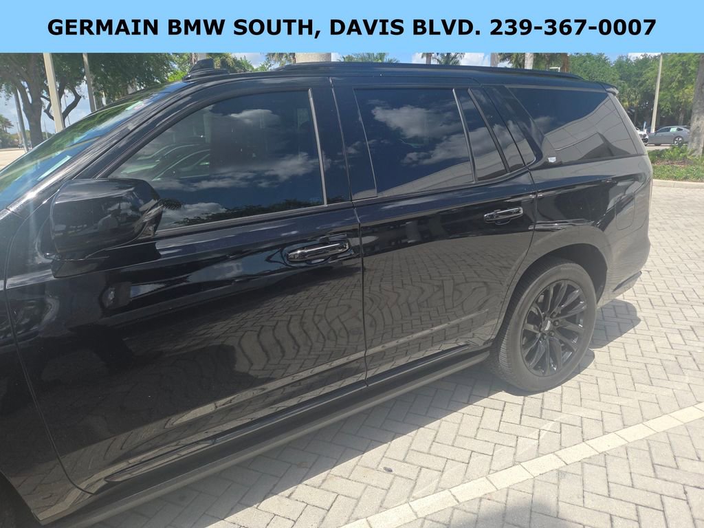 Used 2023 Cadillac Escalade Sport Platinum w/ LPO, ONYX Package image 5