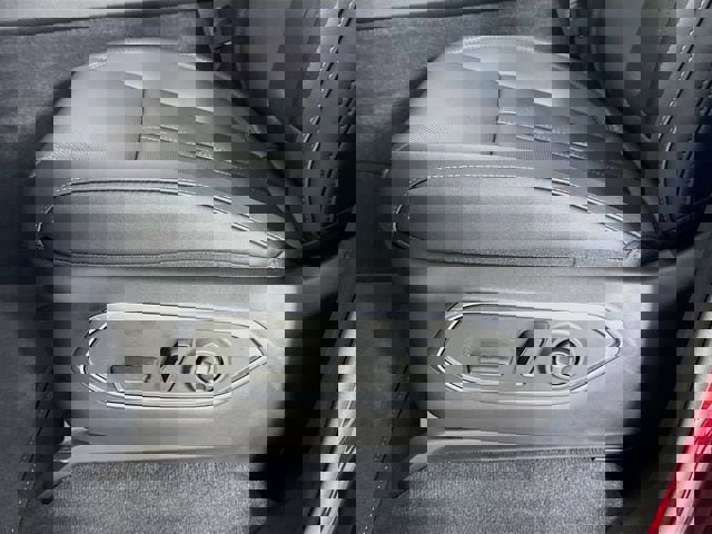 New 2025 Jeep Wagoneer L Series II image 23