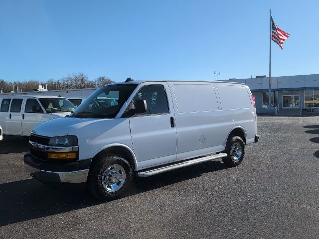 Used 2024 Chevrolet Express 2500 w/ Driver Convenience Package image 2