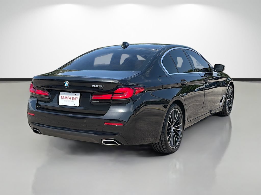 Used 2023 BMW 530i w/ Premium Package RWD image 3