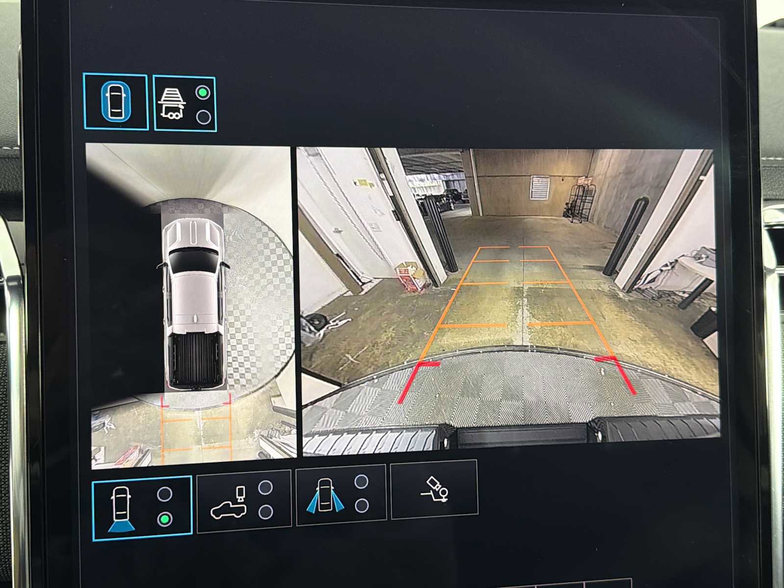 Used 2026 GMC Sierra EV Elevation AWD/4WD image 28