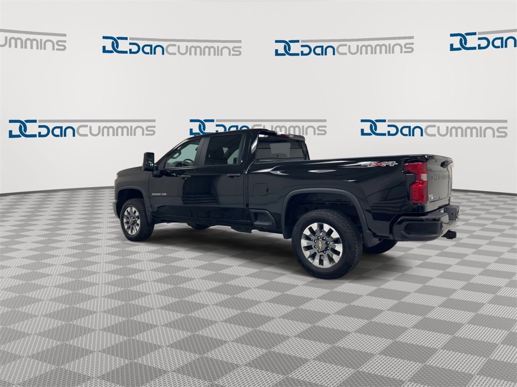 Used 2025 Chevrolet Silverado 2500 Custom w/ Custom Value Package image 6