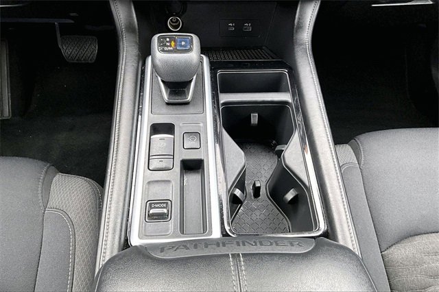 Used 2022 Nissan Pathfinder SV image 25