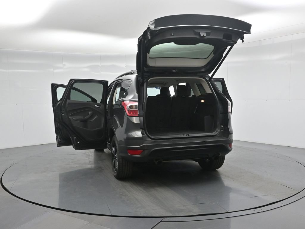 Certified 2018 Ford Escape SEL image 34