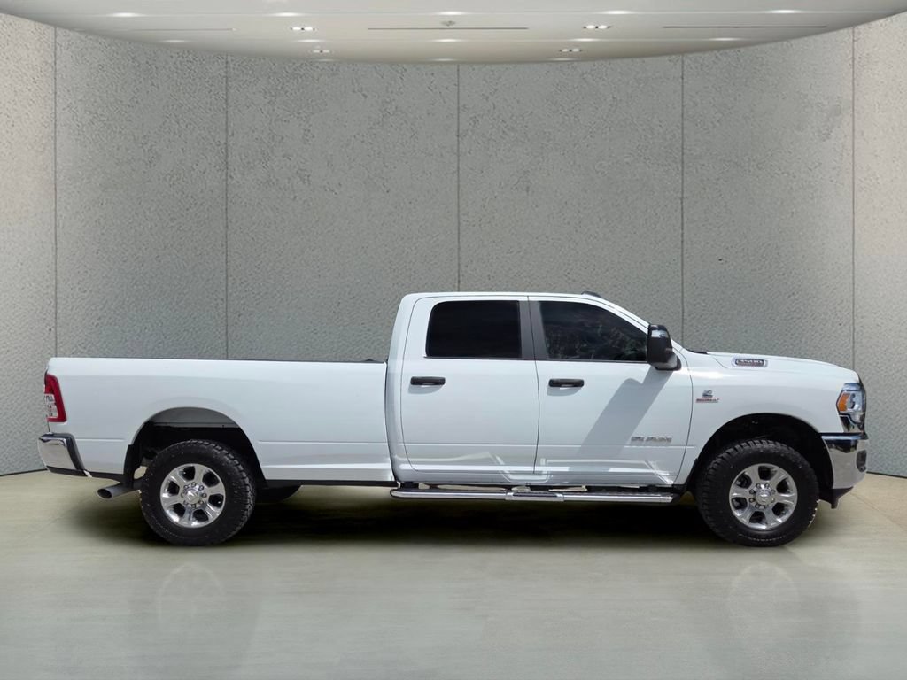 Used 2024 RAM 3500 Big Horn AWD/4WD image 2