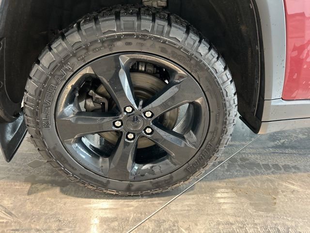 Used 2021 Jeep Grand Cherokee L Laredo image 18