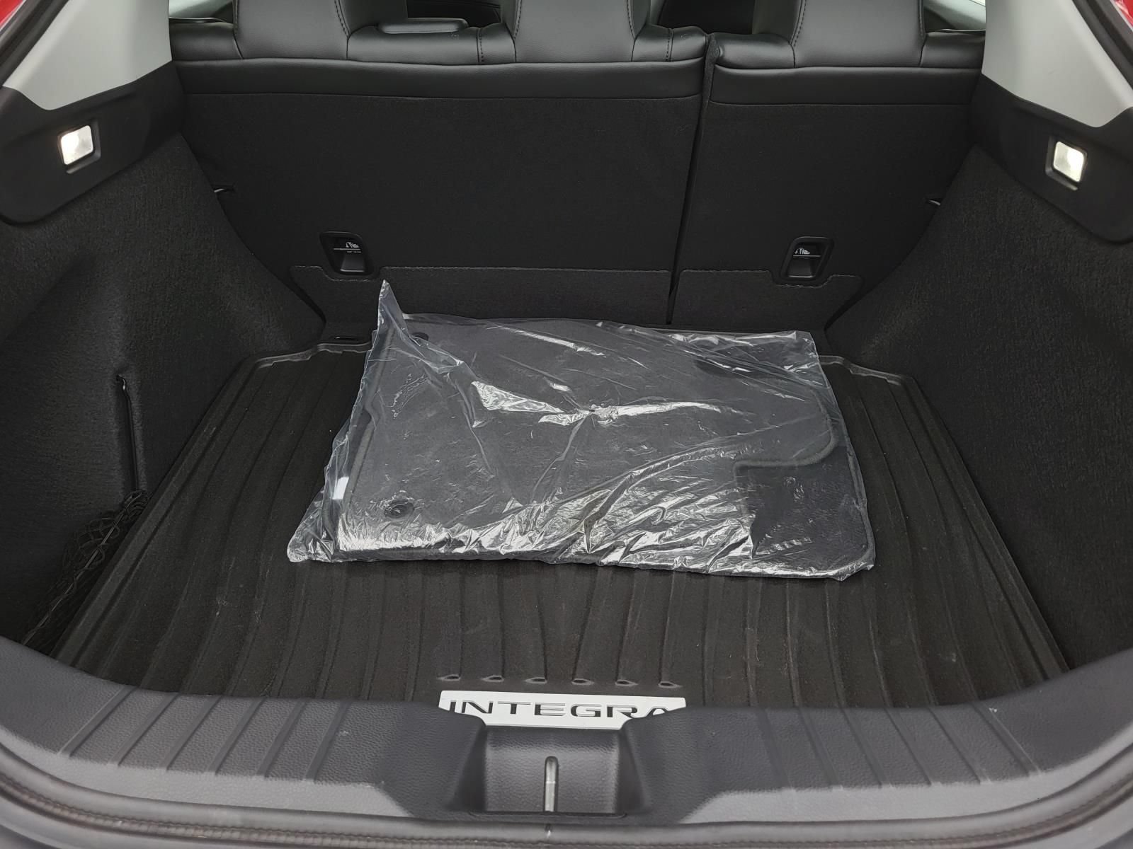 Used 2026 Acura Integra FWD image 9