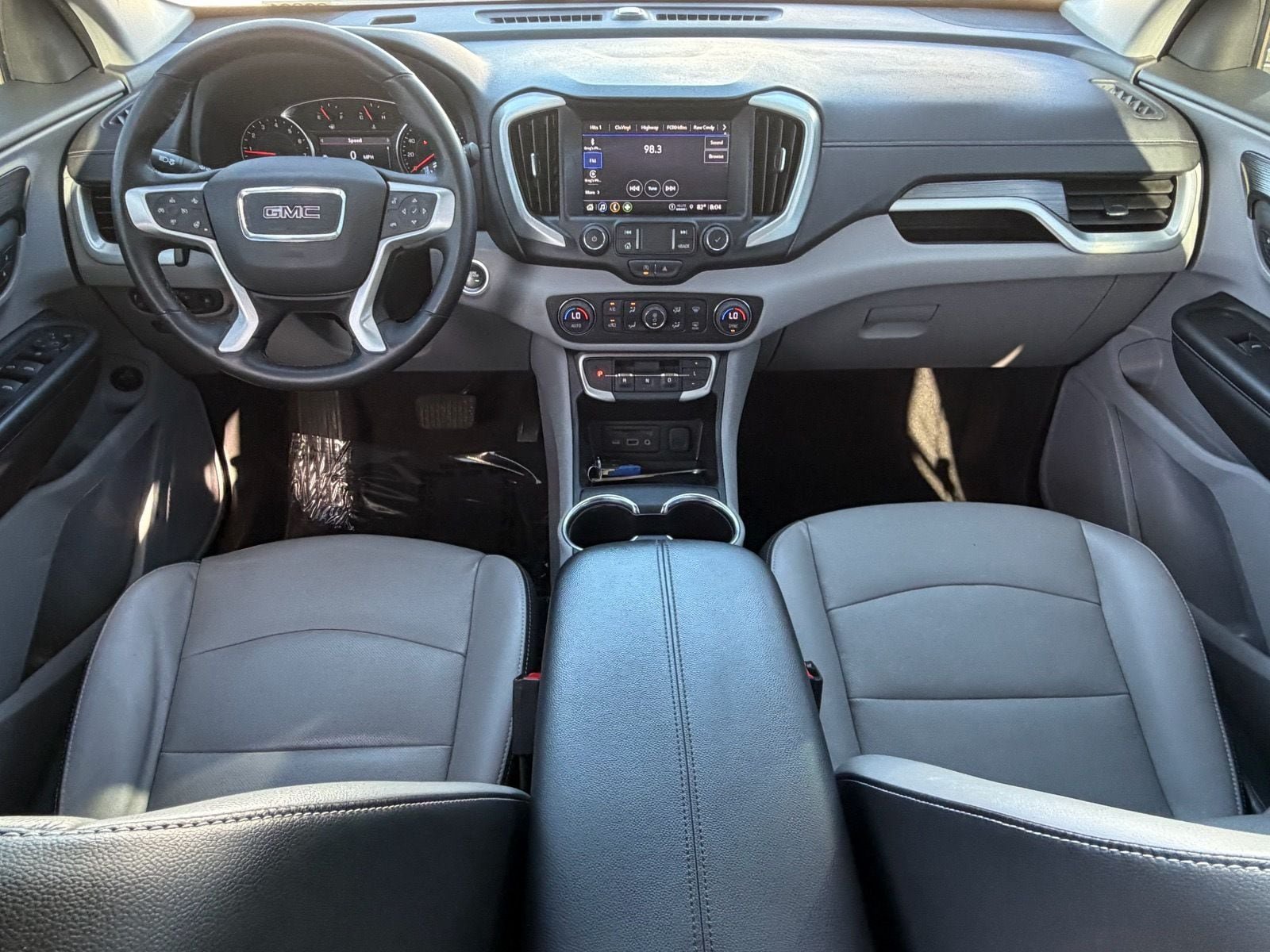 Used 2023 GMC Terrain SLT w/ LPO, Floor Liner Package AWD/4WD image 31