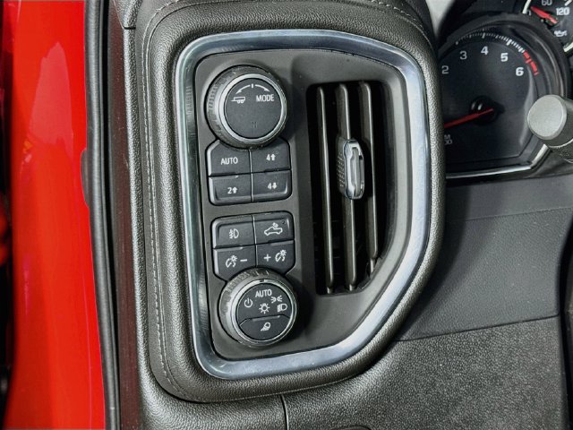 Used 2021 Chevrolet Silverado 1500 RST AWD/4WD image 10