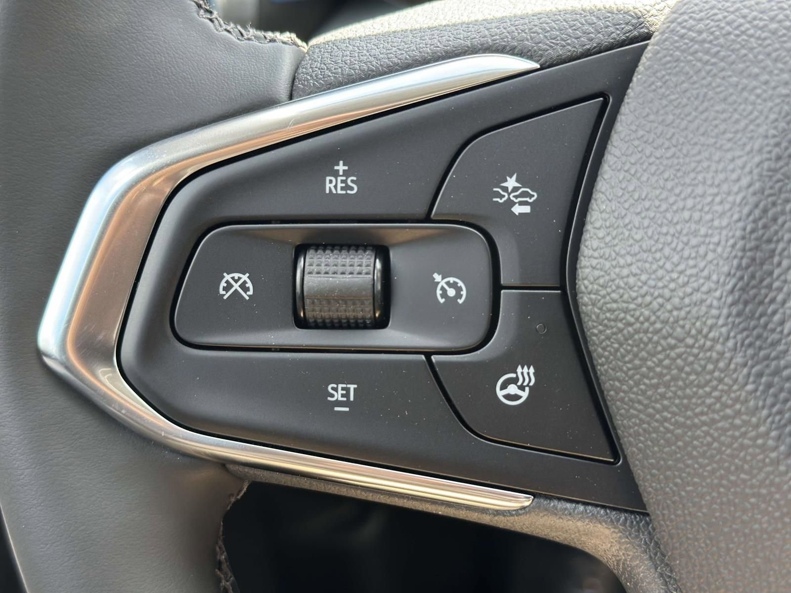 New 2026 Chevrolet Trax LT w/ Driver Confidence Package FWD image 14