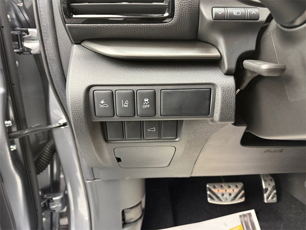 New 2026 Mitsubishi Eclipse Cross Black Edition image 27