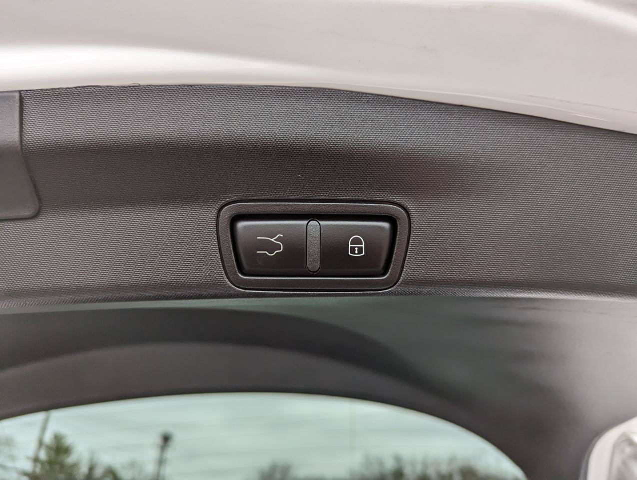 Used 2022 Alfa Romeo Stelvio Veloce image 43