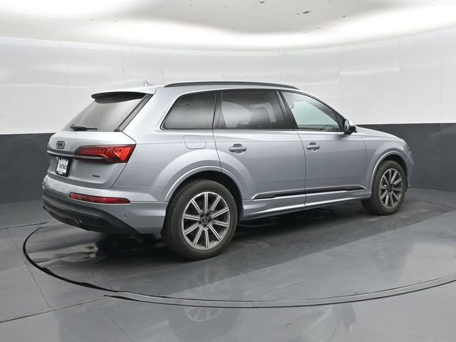 Used 2023 Audi Q7 2.0T Premium Plus w/ Premium Plus Package AWD/4WD image 4