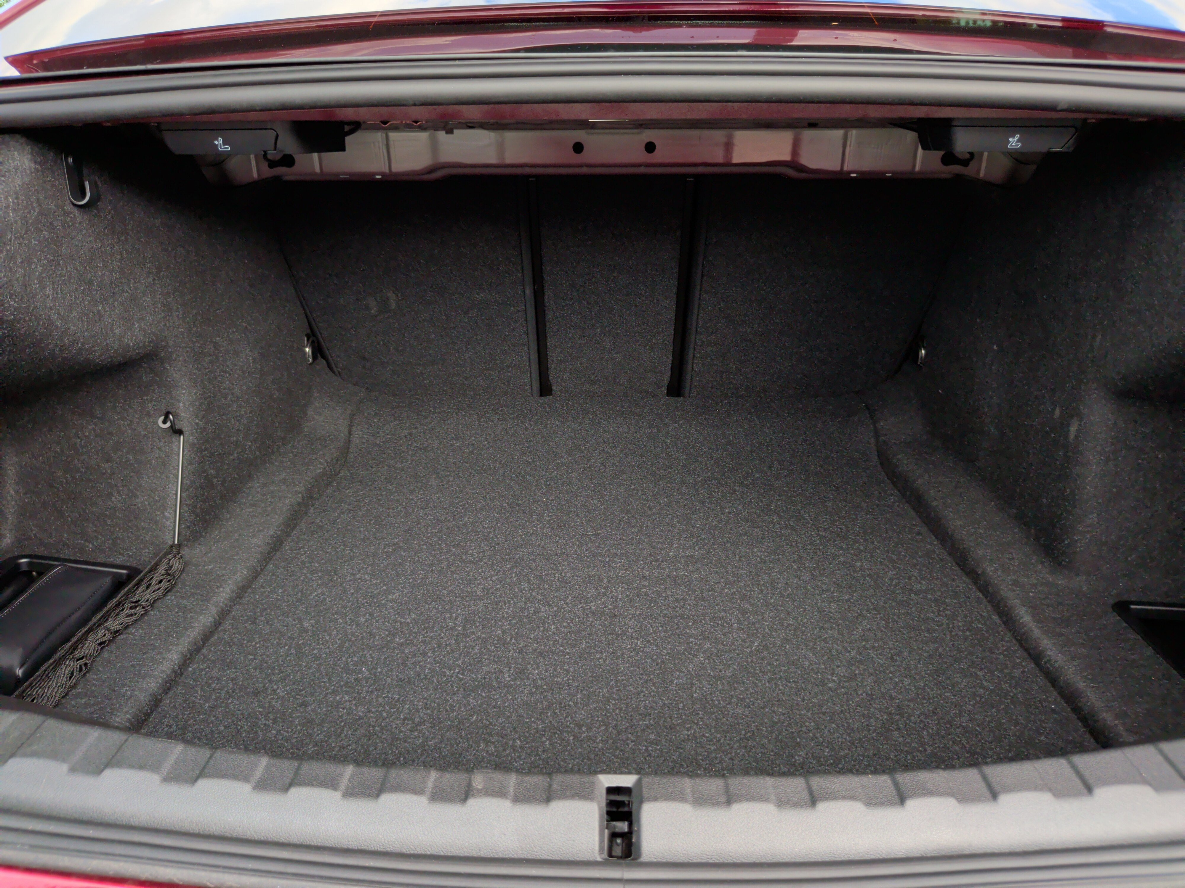 Used 2025 BMW M340i xDrive w/ Premium Package image 39