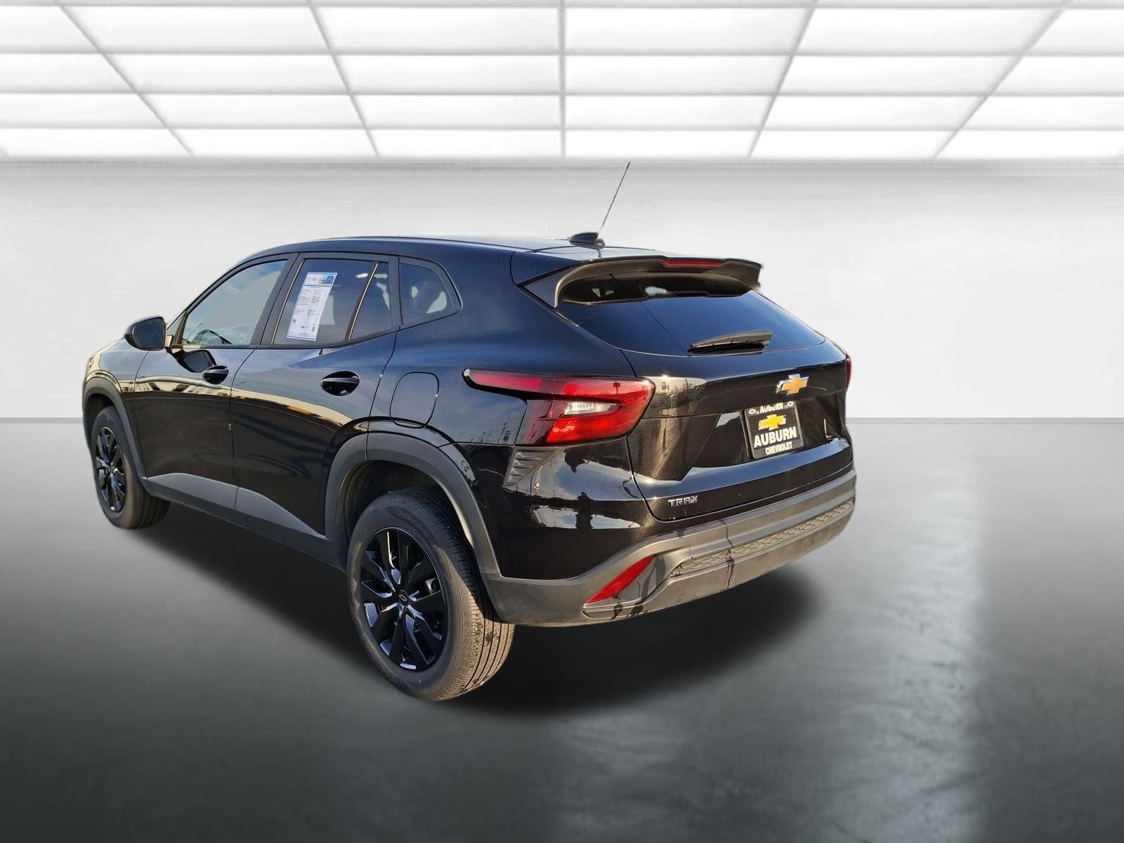 Certified 2025 Chevrolet Trax LS image 5