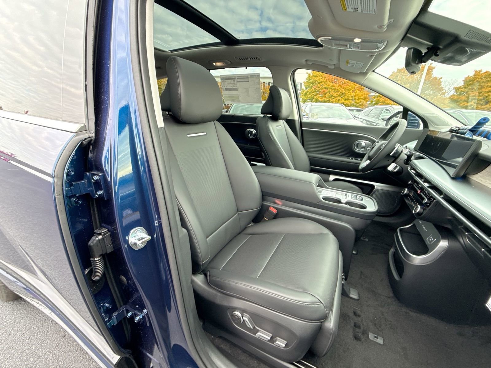 New 2026 Hyundai Ioniq 9 Limited image 28