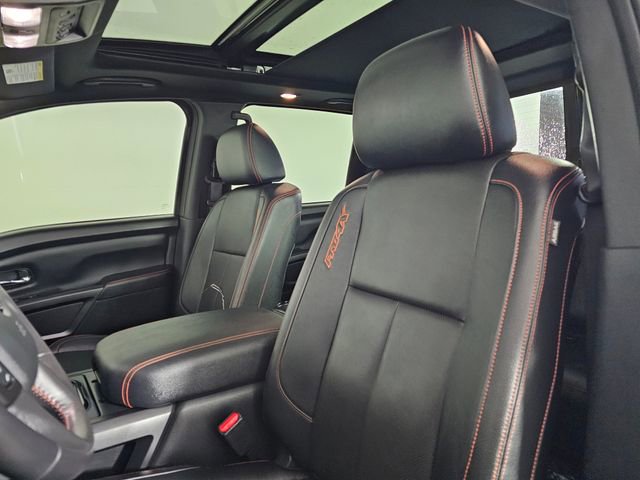 Used 2020 Nissan Titan PRO-4X w/ Pro-4x Convenience Package image 26