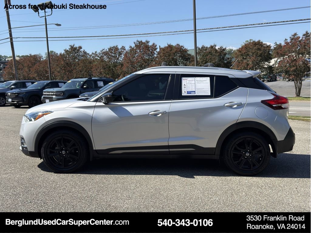 Used 2020 Nissan Kicks SR w/ Exterior Package image 7