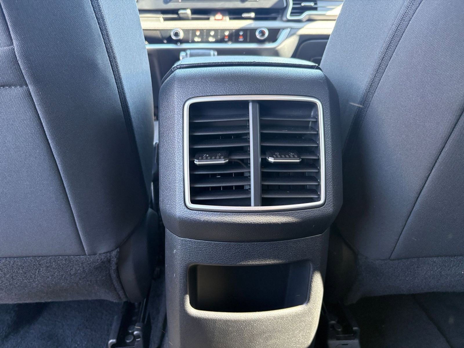 Used 2025 Kia Sportage LX image 22