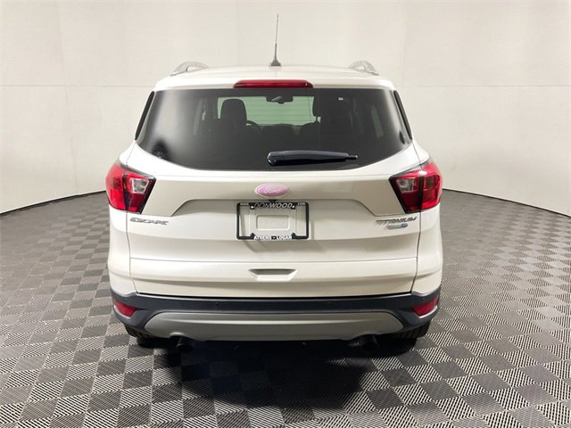 Used 2019 Ford Escape Titanium image 12