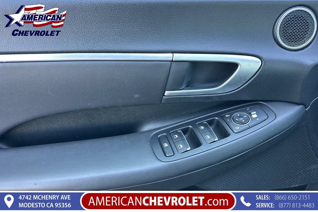 Used 2025 Hyundai Sonata SEL FWD image 11