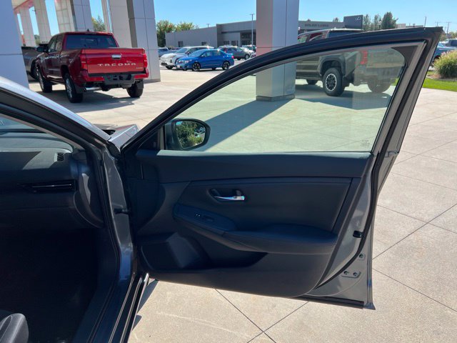 Used 2020 Nissan Sentra S w/ Trunk Package FWD image 33