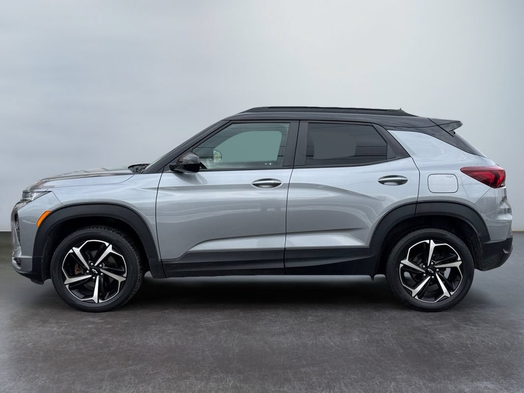 Used 2023 Chevrolet TrailBlazer RS w/ Convenience Package AWD/4WD image 8