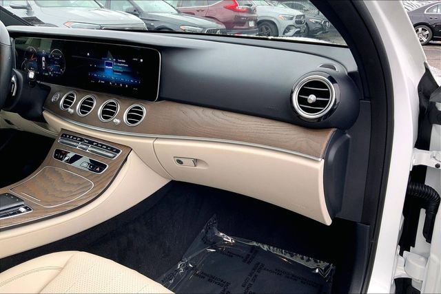Certified 2022 Mercedes-Benz E 450 4MATIC Sedan image 15