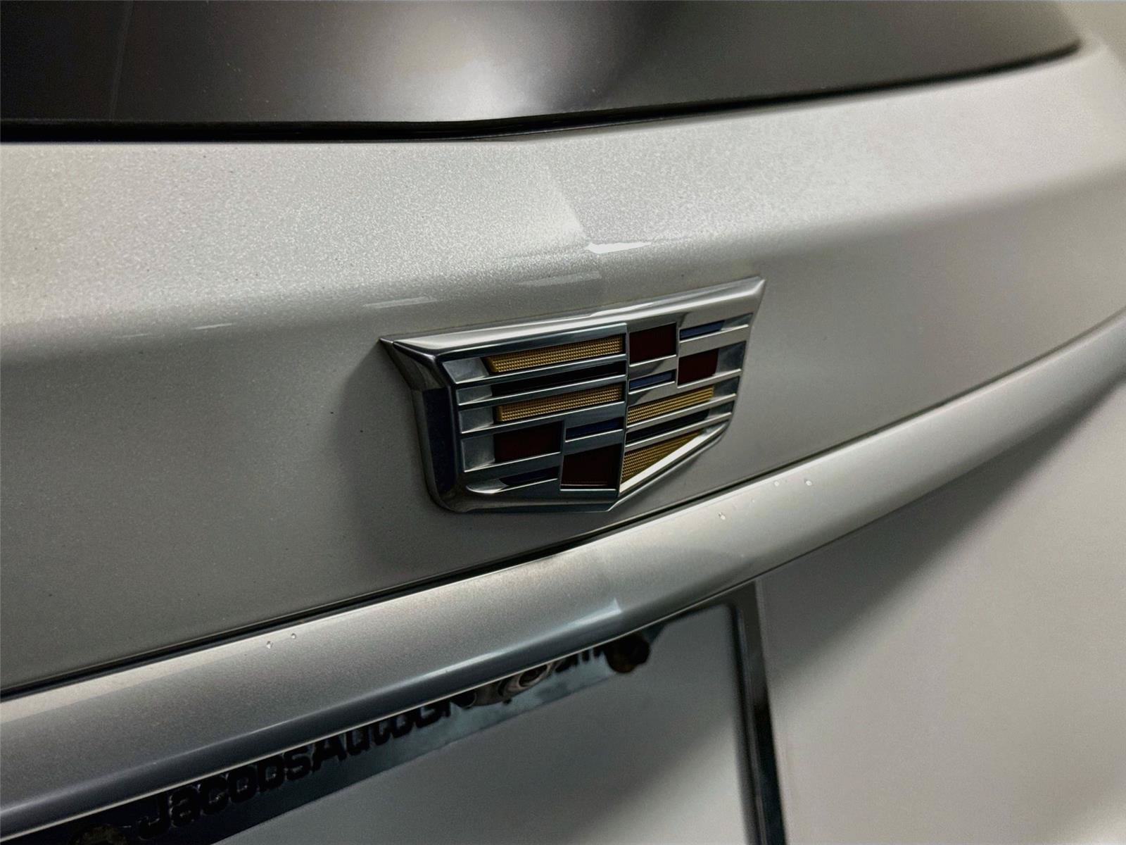 Used 2020 Cadillac XT6 Premium Luxury FWD image 19