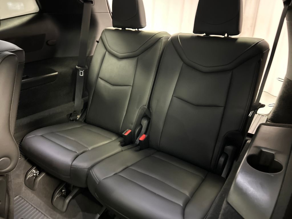 Used 2024 Cadillac XT6 Premium Luxury AWD/4WD image 25