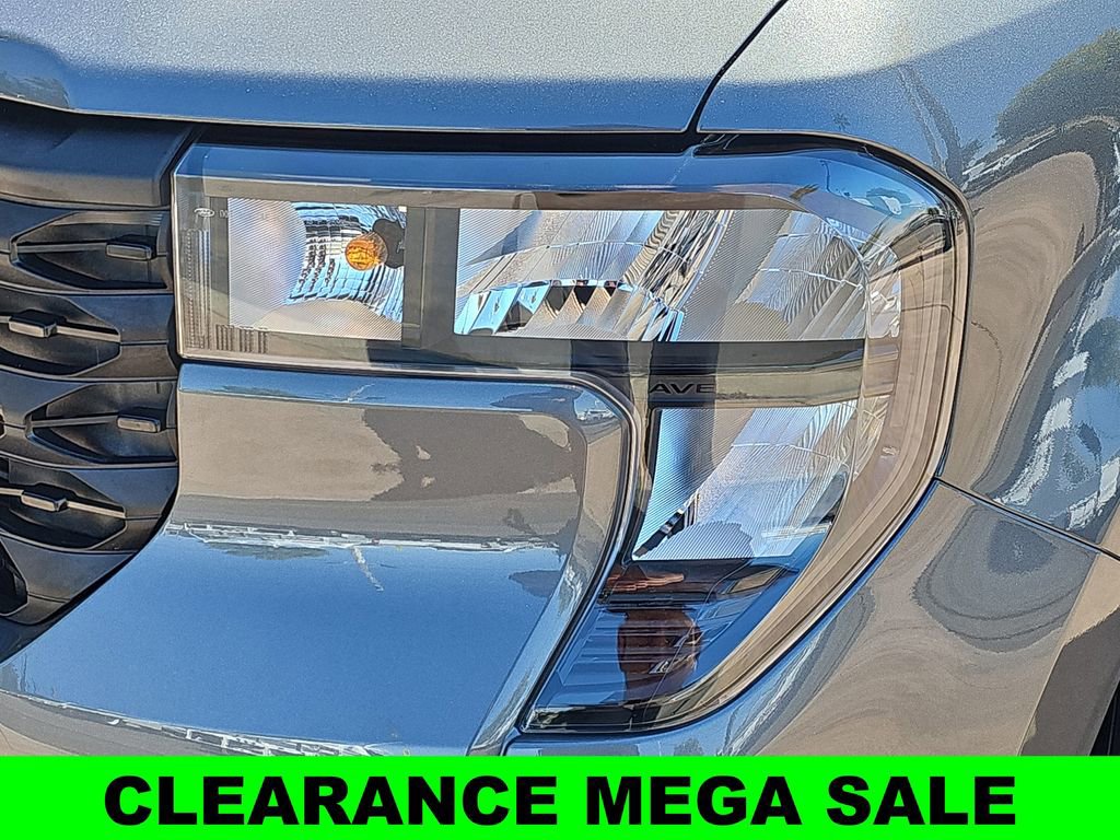 New 2025 Ford Maverick XLT image 32