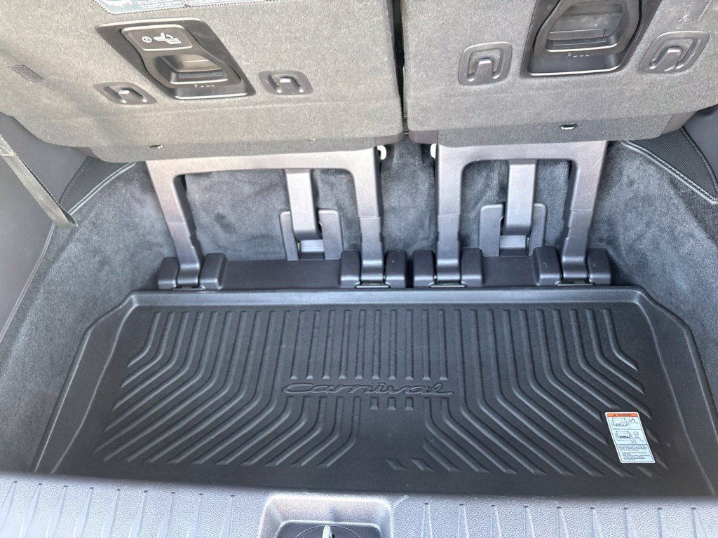 Used 2026 Kia Carnival SX Prestige FWD image 10