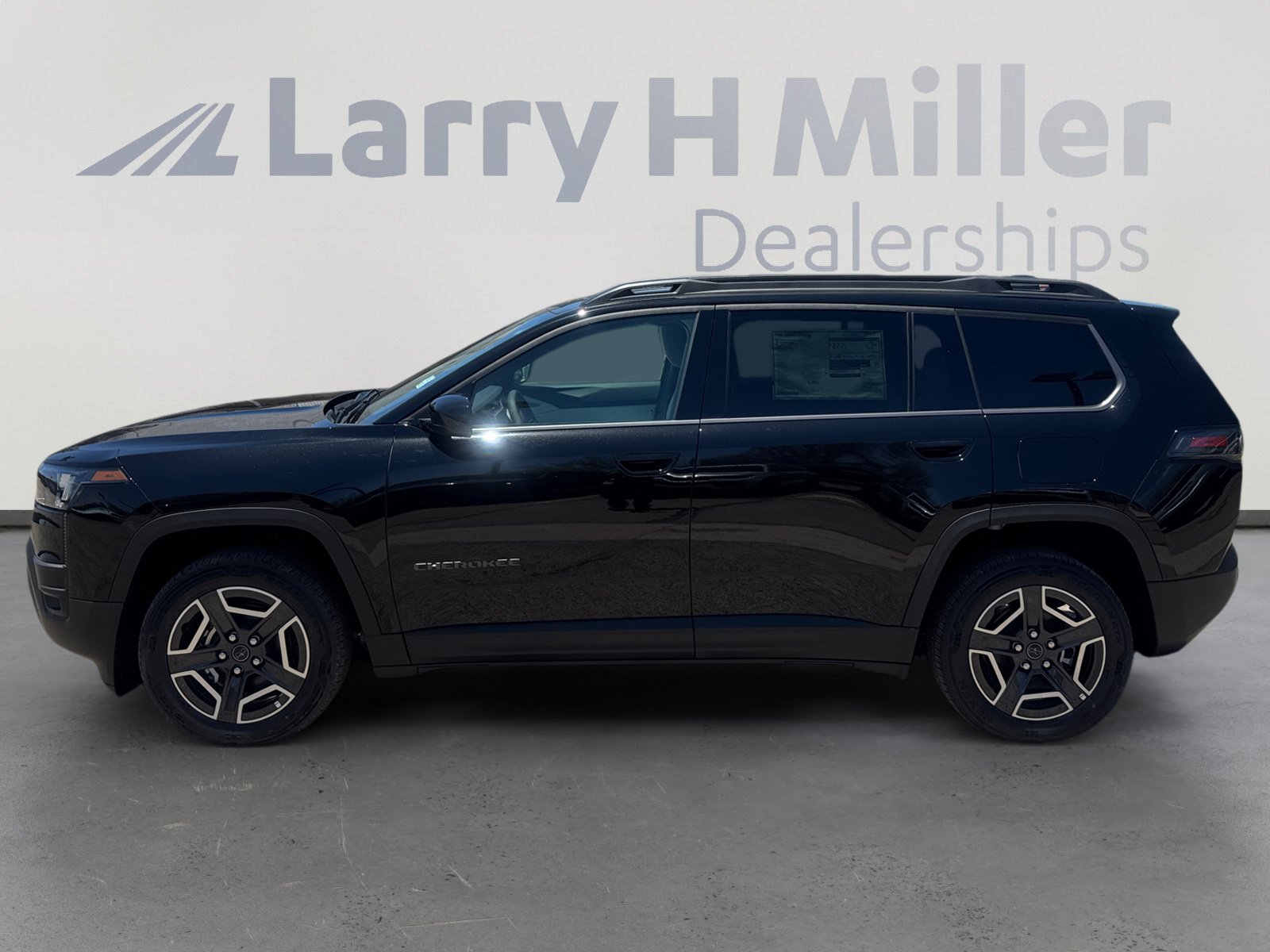 New 2026 Jeep Cherokee Laredo AWD/4WD image 2