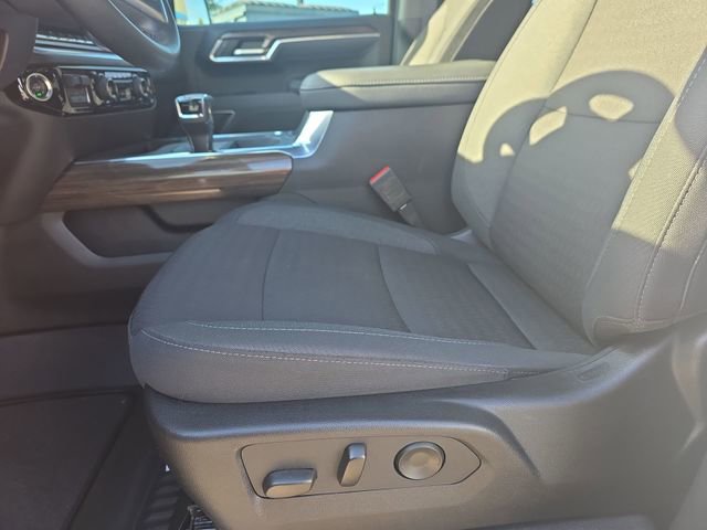 Used 2025 Chevrolet Silverado 1500 RST w/ Convenience Package II AWD/4WD image 29
