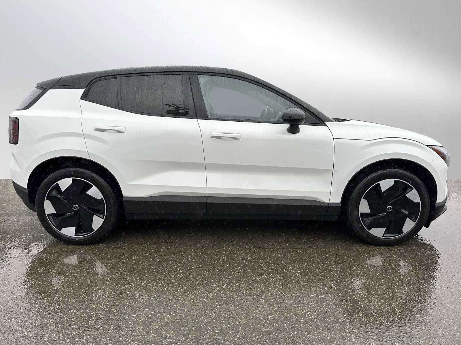 New 2026 Volvo EX30 Plus w/ Protection Package Premier AWD/4WD image 2