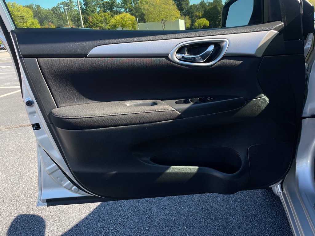 Used 2015 Nissan Sentra S FWD image 22