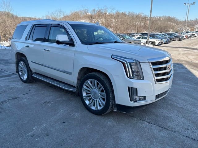 Used 2015 Cadillac Escalade Luxury image 9