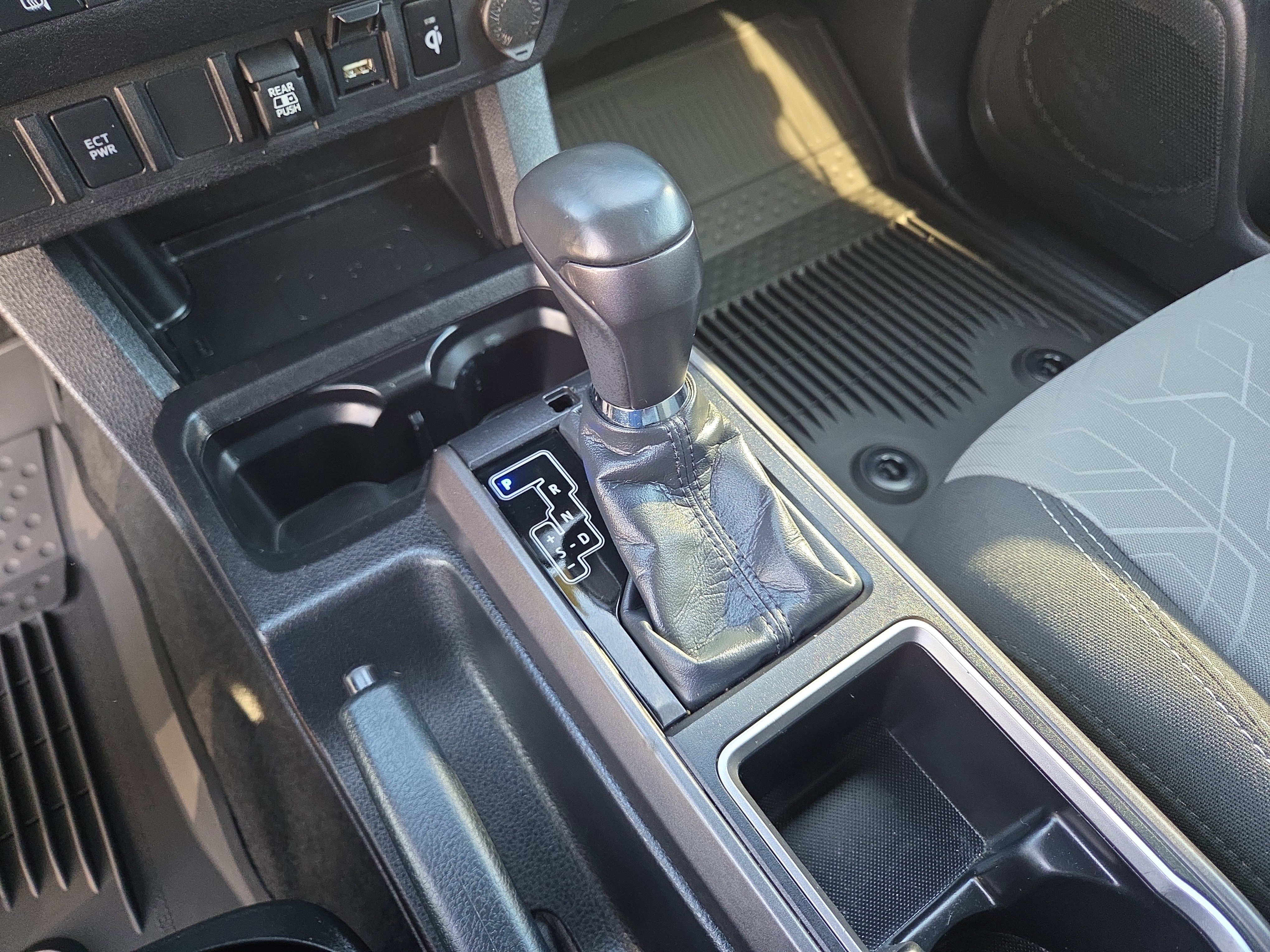 Certified 2023 Toyota Tacoma TRD Off-Road image 25