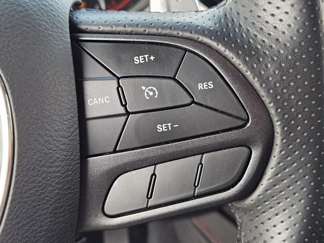 Used 2025 Dodge Durango GT RWD image 31