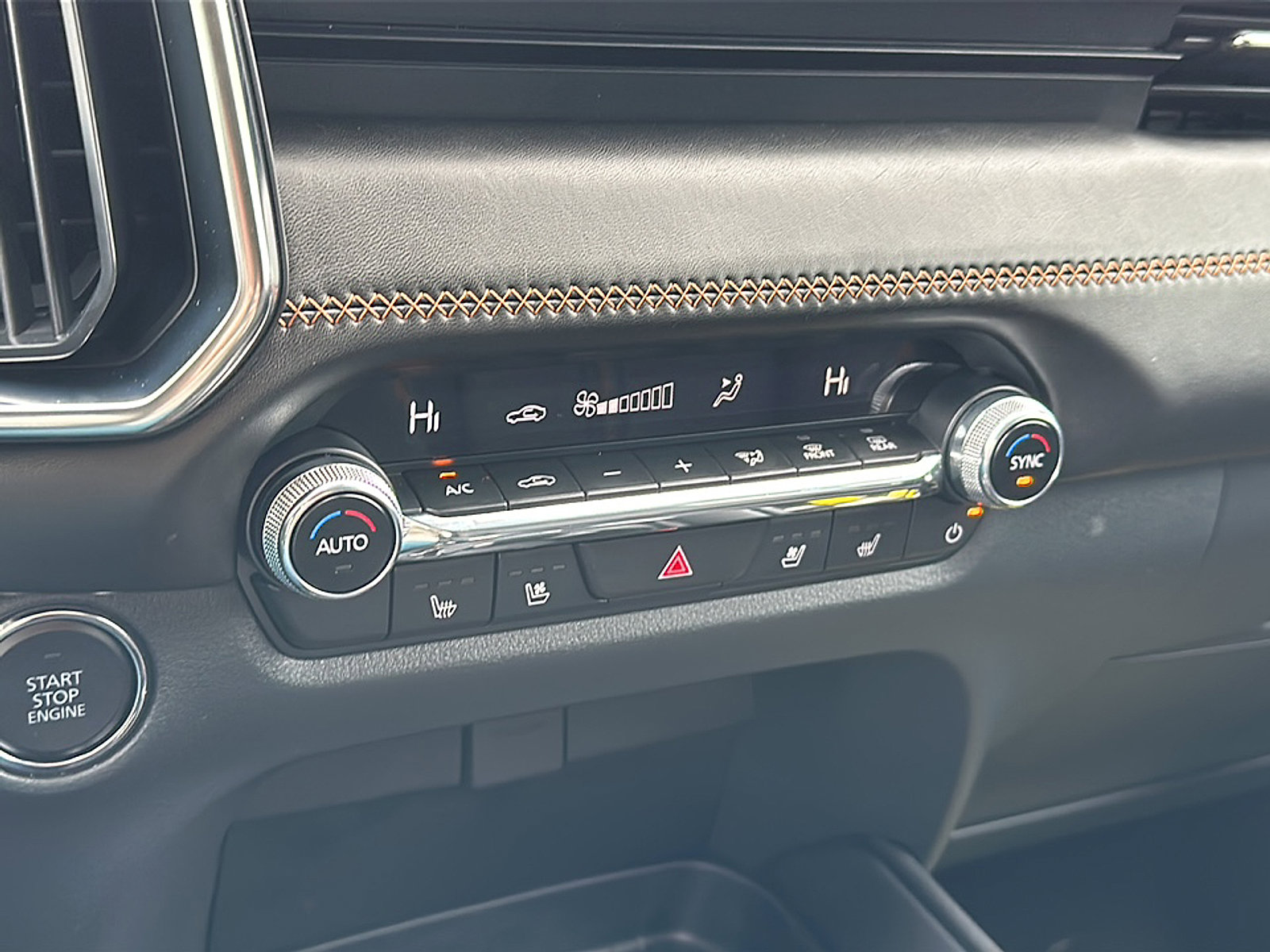 New 2025 MAZDA CX-50 AWD 2.5 S w/ Weather Package image 24