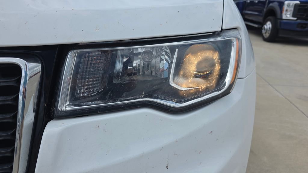 Used 2019 Jeep Grand Cherokee Limited AWD/4WD image 9
