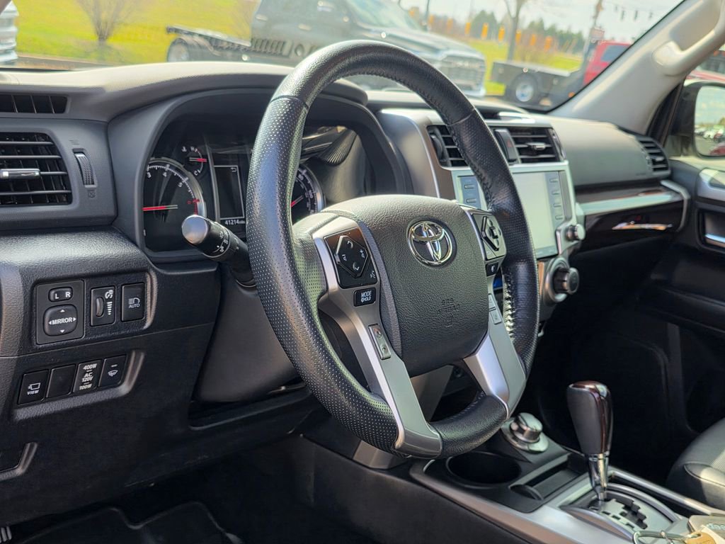 Used 2023 Toyota 4Runner Limited image 12