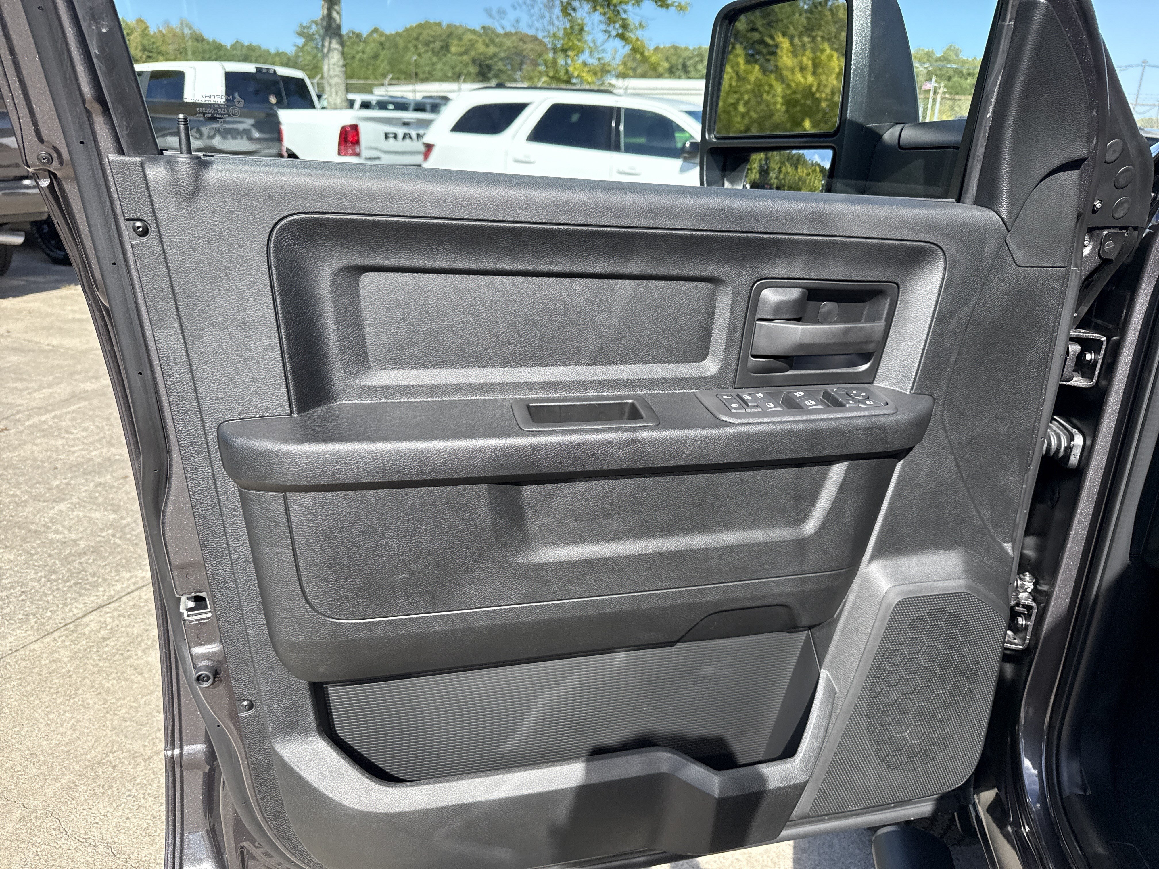 New 2026 RAM 2500 Tradesman AWD/4WD image 10