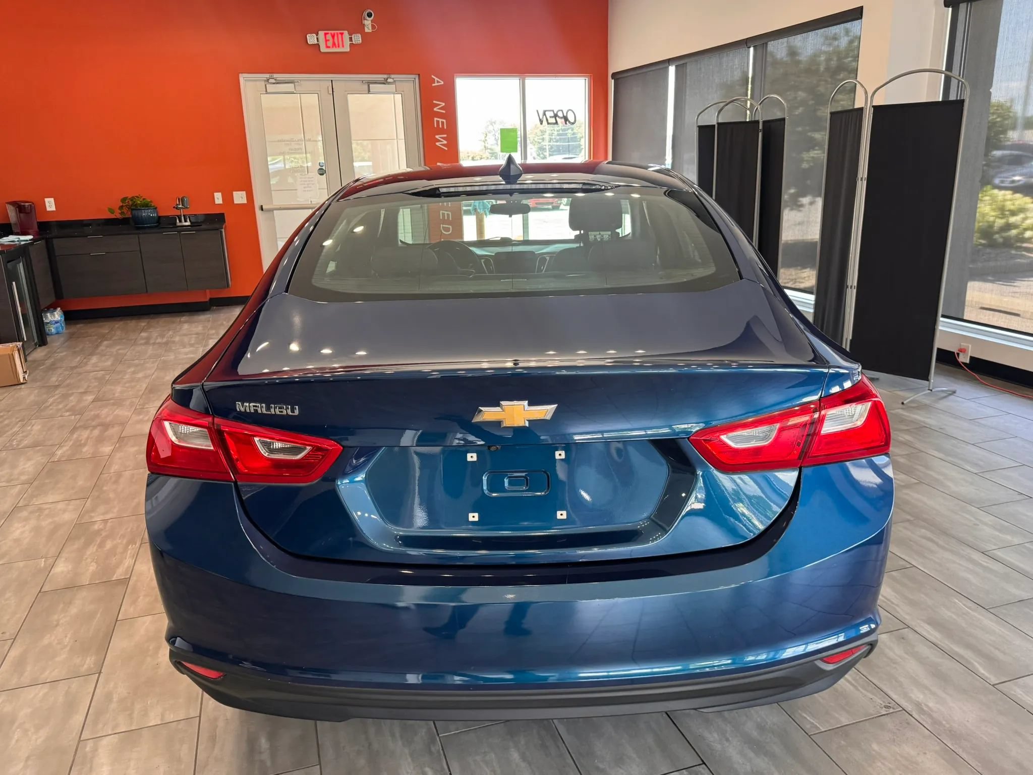 Used 2019 Chevrolet Malibu LS w/ LPO, Convenience Package 2 FWD image 13