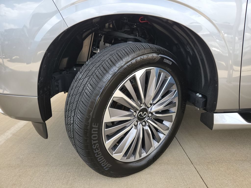Used 2025 INFINITI QX80 Sensory AWD/4WD image 35